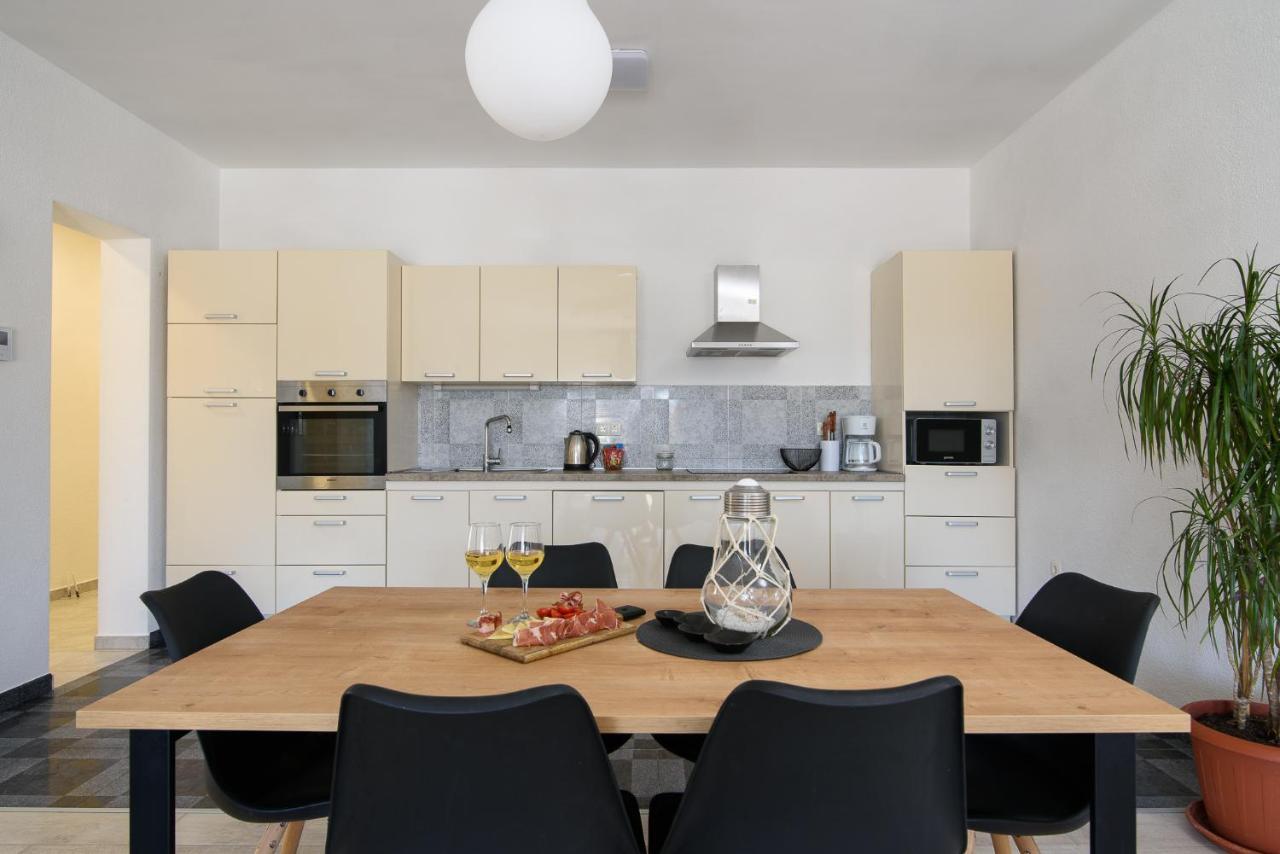 Apartamento Mare&Antonio Trogir Exterior foto